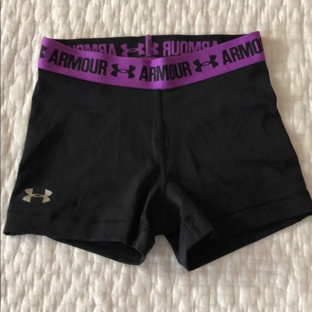 Under Armour booty shorts